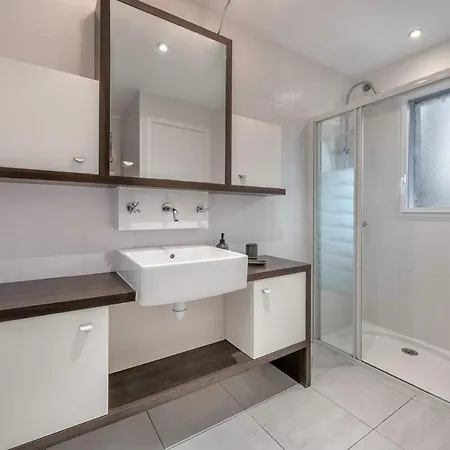 Maison Renovee Pour 8 - 200m Tharon Holiday home Saint-Michel-Chef-Chef