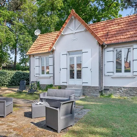 Holiday home Maison Renovee Pour 8 - 200m Tharon