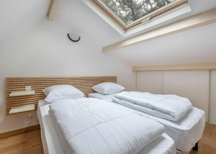 Maison Renovee Pour 8 - 200m Tharon