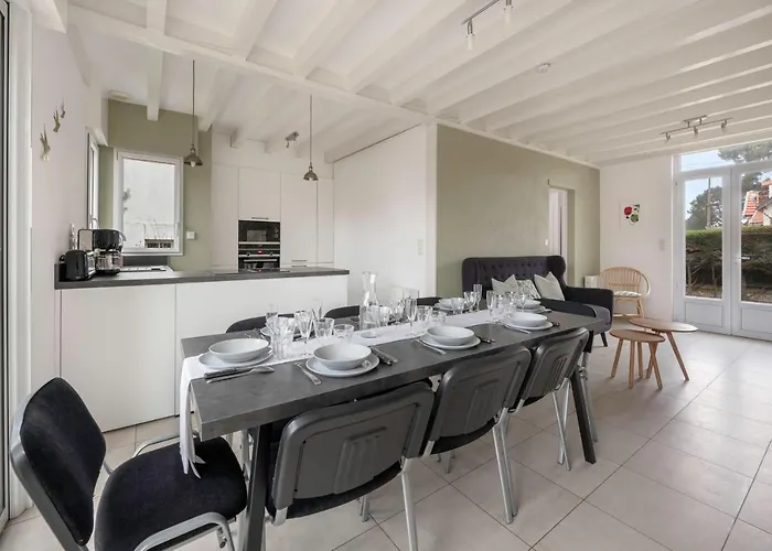 Nyaraló Maison Renovee Pour 8 - 200m Tharon