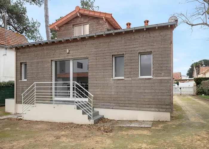 Nyaraló Maison Renovee Pour 8 - 200m Tharon